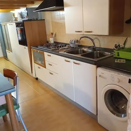 Loft Sotto Il Vulcano, Con Posto Auto Privato 別荘 ザッフェラーナ・エトネーア